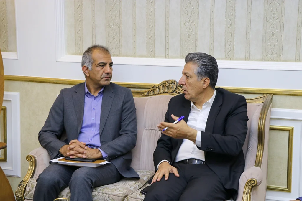 قدردانی انجمن خیریه امید از همراهی رئیس اتاق بازرگانی ارومیه در مسیر تأمین دستگاه رادیوتراپی