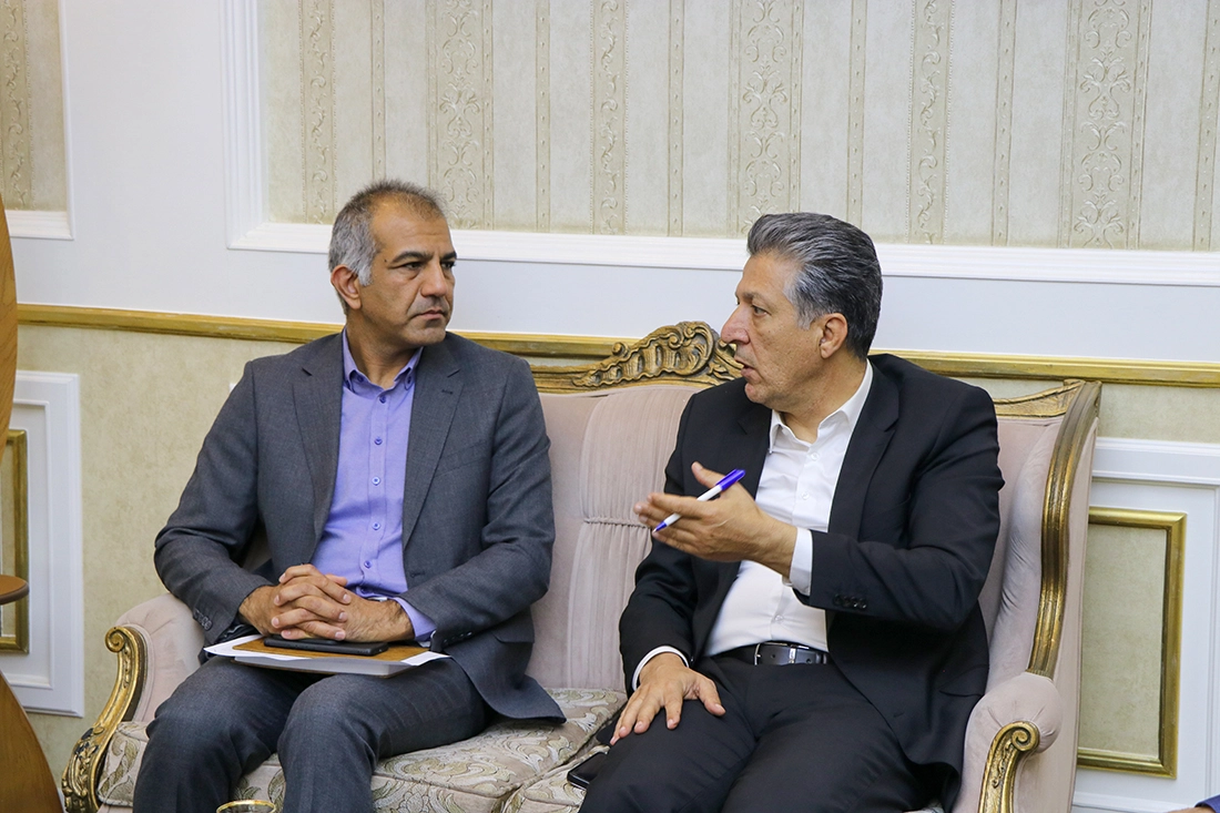 قدردانی انجمن خیریه امید از همراهی رئیس اتاق بازرگانی ارومیه در مسیر تأمین دستگاه رادیوتراپی
