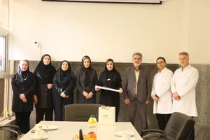 تقدیر دانشگاه علوم پزشکی ارومیه از مددکار بیمارستان امید به‌عنوان برگزیده استان