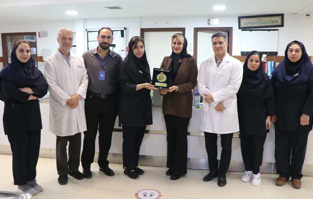 إحياء اليوم العالمي لسلامة المريض بجولة في أقسام مستشفى امید